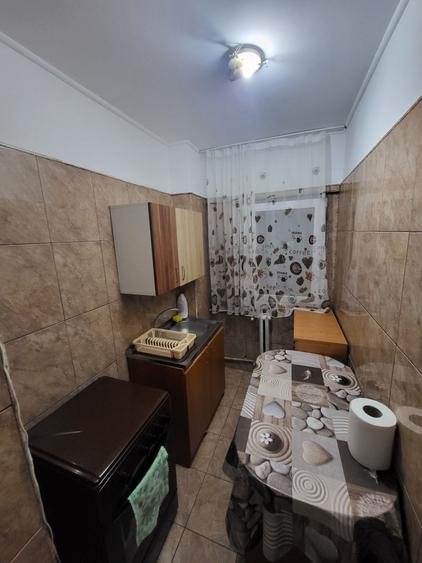 Garsonieră decomandată în Găvana