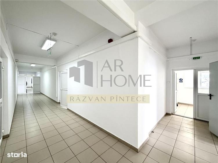Spațiu comercial, de 413 mp, în Românești