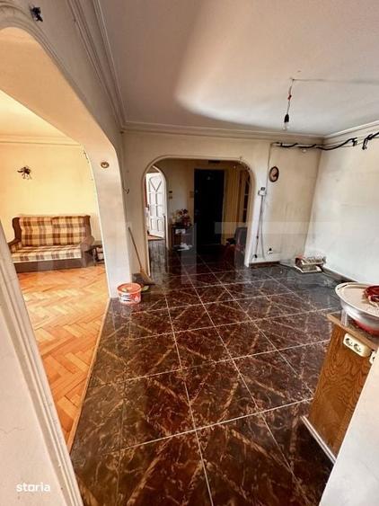 Apartament cu 4 camere în Dâmbu Pietros