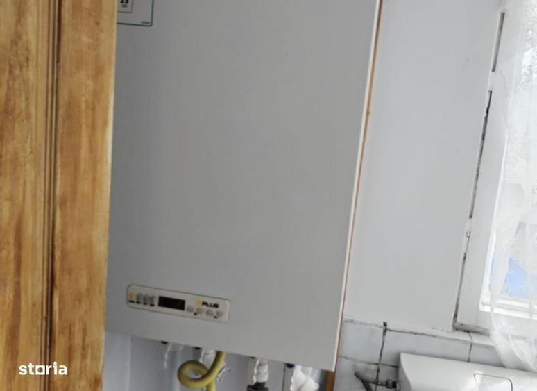 Apartament cu 3 camere în Centru Civic