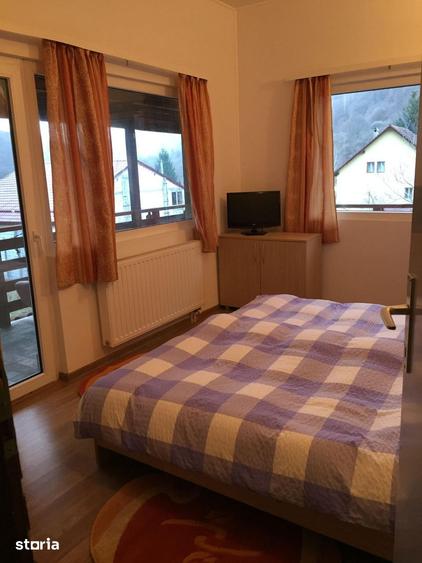 Casă cu 6 camere cu Teren 524 Mp în Boița