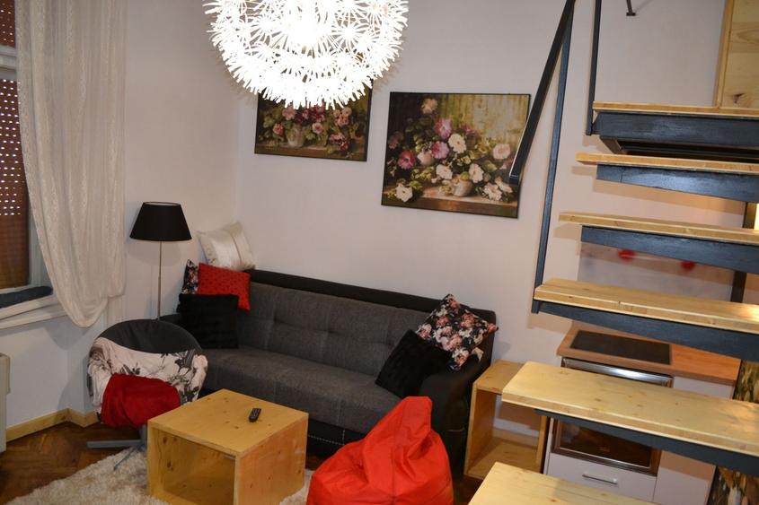 Apartament cu 2 camere decomandat în Medicină