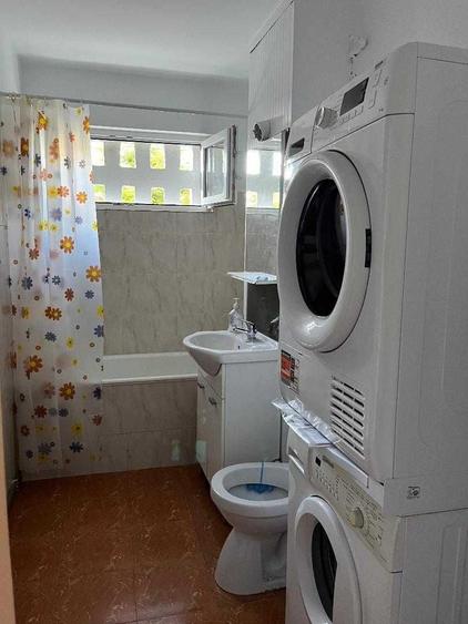 Apartament cu 3 camere decomandat în Dosu Bricii