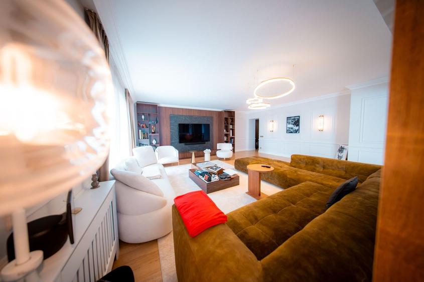 Penthouse cu 6 camere în Floreasca