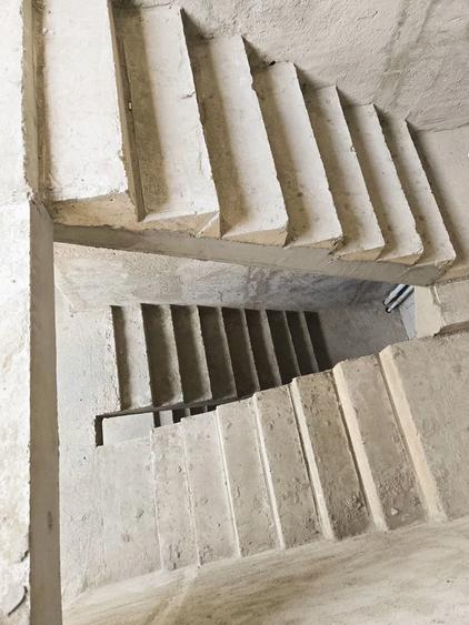 Apartament cu 4 camere decomandat în Militari