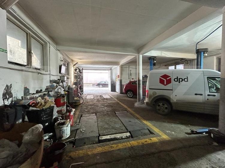 Spațiu comercial, de 250 mp, în George Enescu