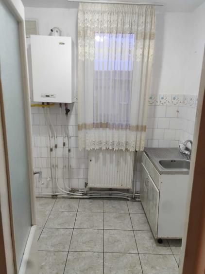 Apartament cu 2 camere decomandat în Dărmănești