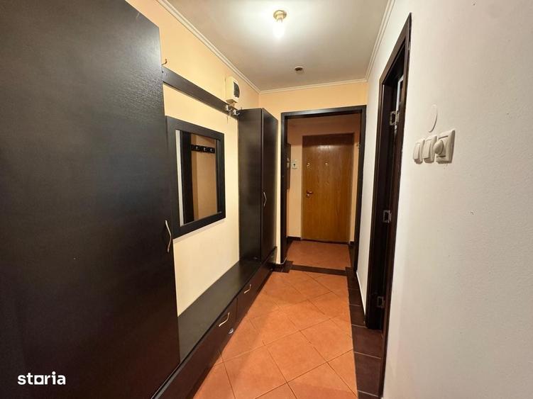 Apartament modern, in spate la Cora - 4