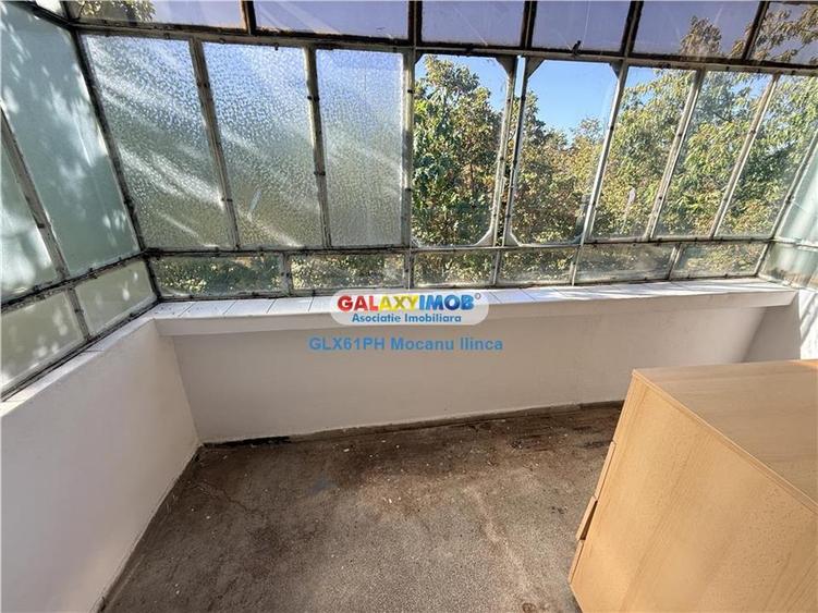 Apartament cu 3 camere decomandat, mobilat în Republicii