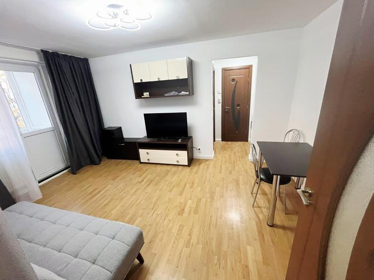 Apartament cu 2 camere semidecomandat în Lujerului