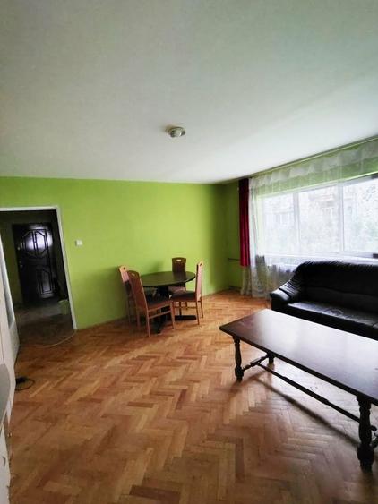 Apartament cu 2 camere semidecomandat în Cantemir
