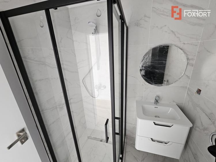 Apartament cu 3 camere în Torontalului