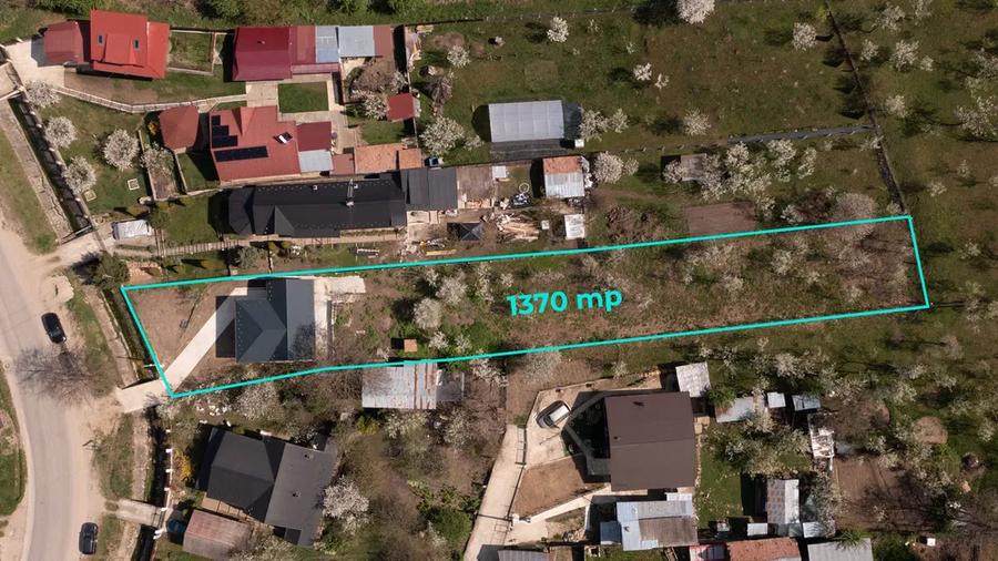 Casă individuală cu 3 camere cu Canalizare în Teișani