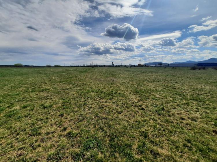 Teren de vanzare 1 Mai Regiment / str Nordului 3600 mp , Cod 162176 - 1