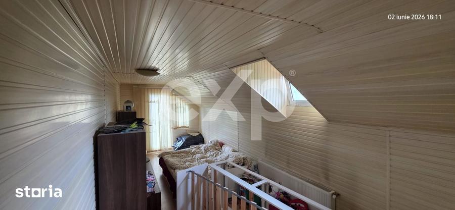 Casă cu 8 camere cu Teren 577 Mp în Aninoasa