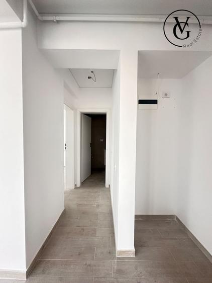 Apartament cu 3 camere semidecomandat în Mamaia-Sat