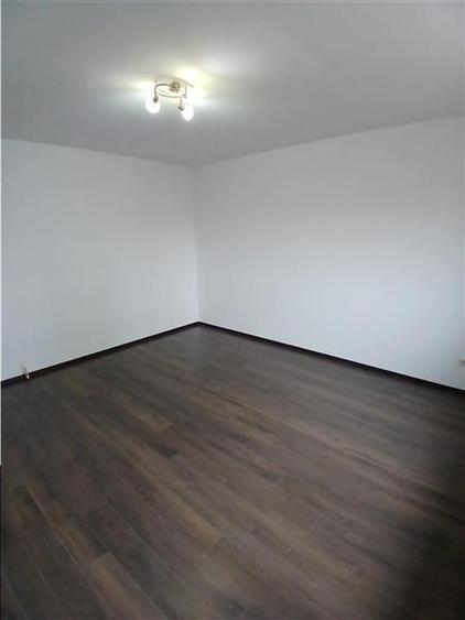 Apartament cu 2 camere decomandat în Circumvalațiunii
