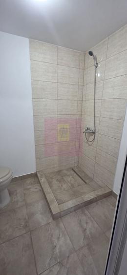 Casă individuală cu 2 camere cu Canalizare în Central