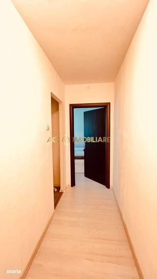 Apartament cu 3 camere în Berceni