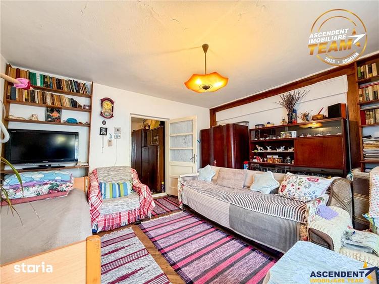 Casă cu 2 camere cu Teren 709 Mp în Central