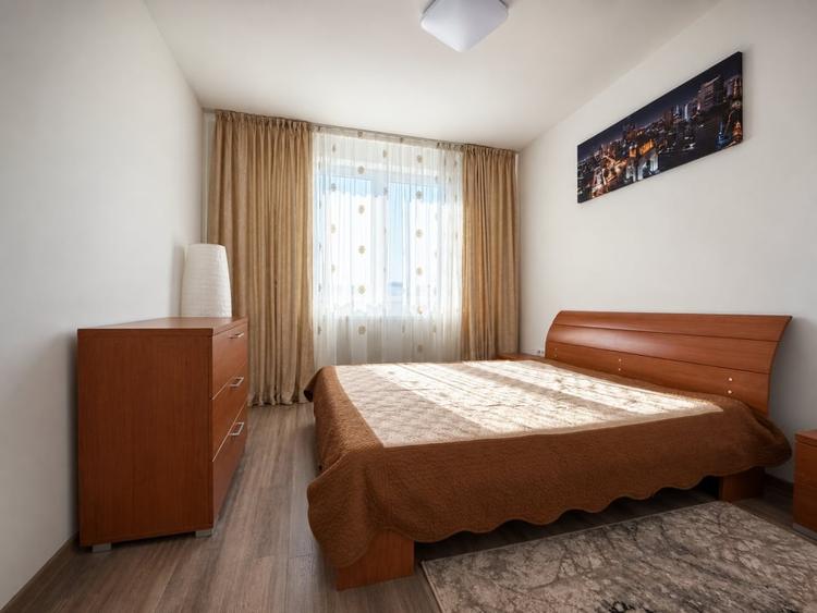 Apartament cu 2 camere decomandat, mobilat în Tractorul