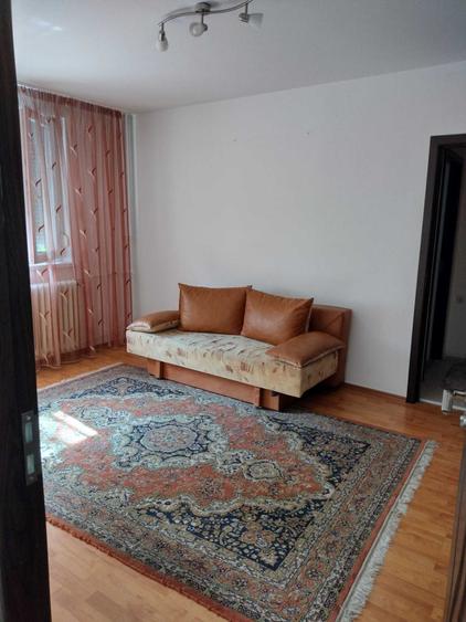 Inchiriez apartament - 1