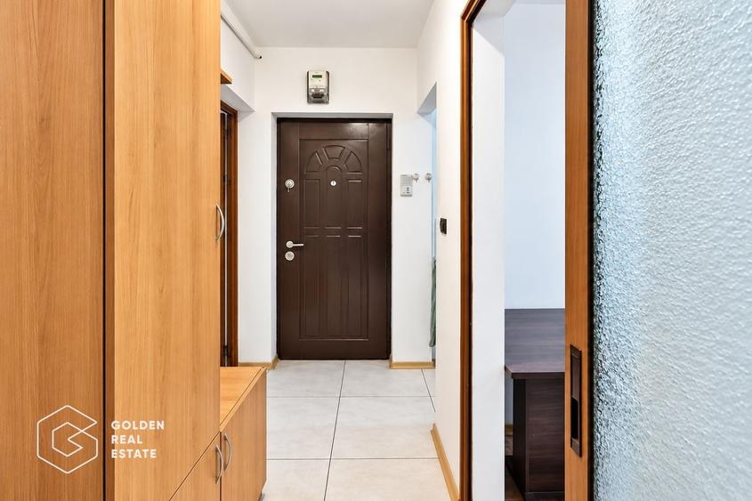 Apartament cu 2 camere decomandat, mobilat în Central