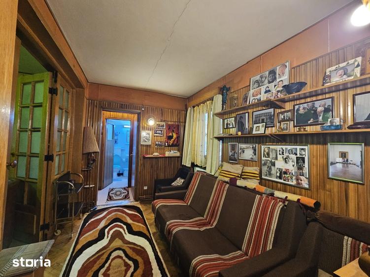 Apartament cu 4 camere în Piața Centrală