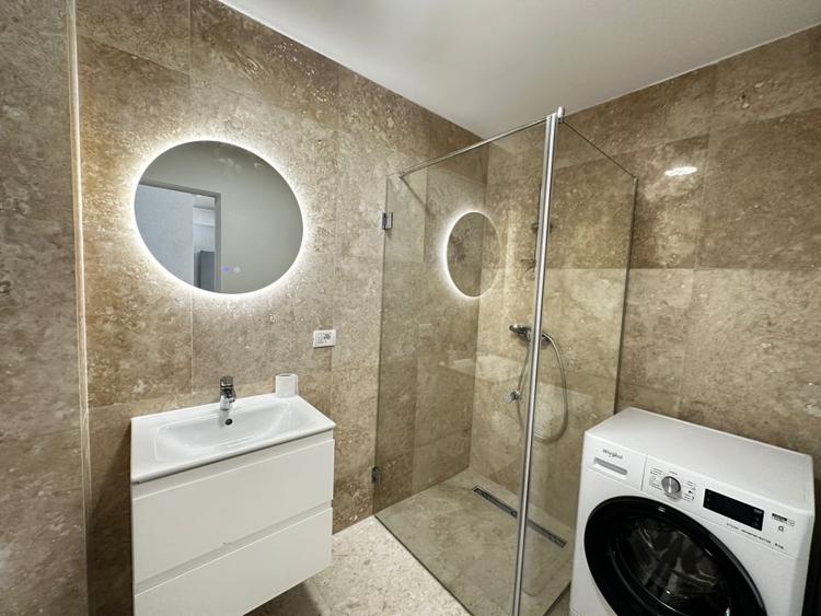 Apartament cu 2 camere, mobilat în Central