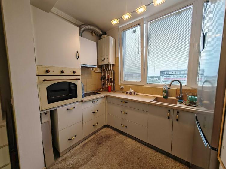 Apartament cu 2 camere semidecomandat în Sud
