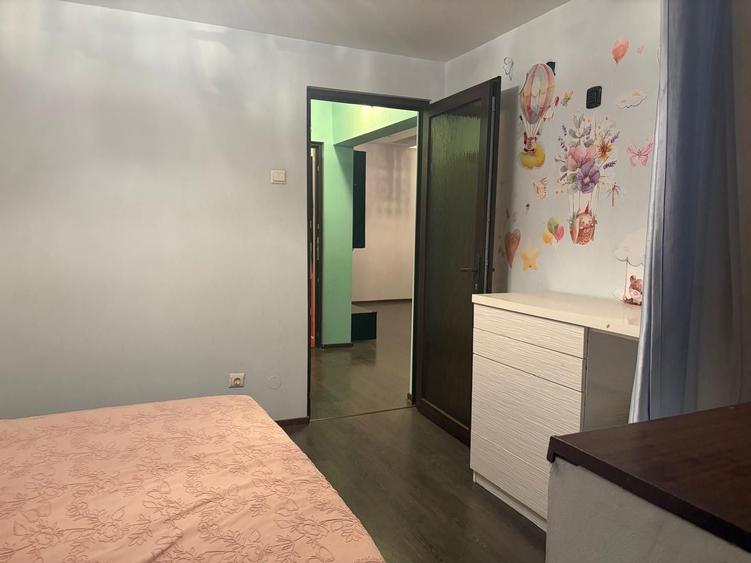 Apartament cu 2 camere semidecomandat, mobilat în Grivița
