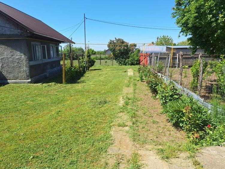 Casă cu 3 camere în Ciorani