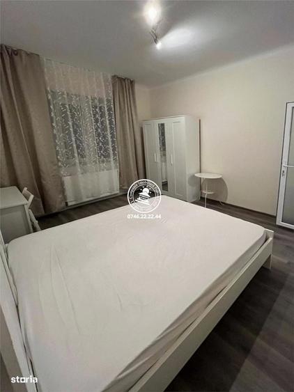 Apartament cu 3 camere în Târgu Cucu