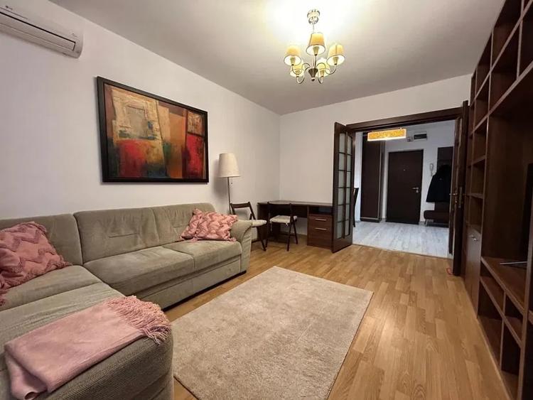 Apartament cu 2 camere decomandat, mobilat în Kiseleff