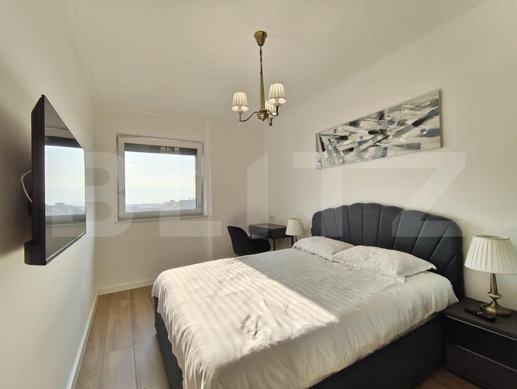 Apartament cu 3 camere decomandat, mobilat în Vest