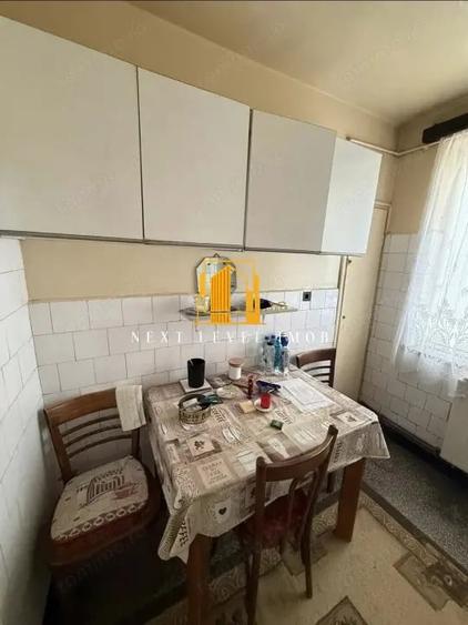 Apartament cu 2 camere semidecomandat, mobilat în Central
