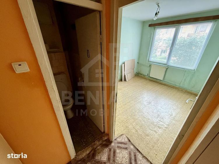 Apartament cu 4 camere decomandat în Astra