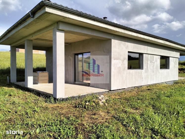 Casă cu 3 camere în Săliște