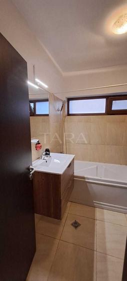 Apartament cu 2 camere semidecomandat, mobilat în Florești