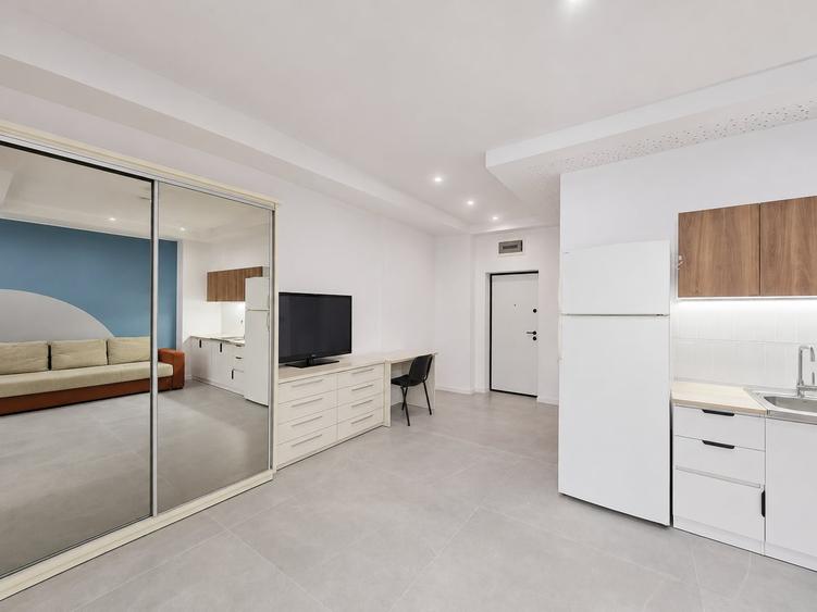 Apartament cu 2 camere semidecomandat, mobilat în Nord