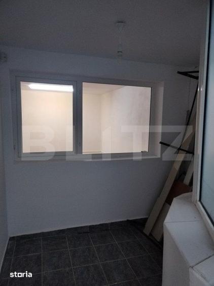 Apartament cu 3 camere decomandat în Micro 5