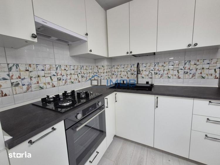 Apartament cu 3 camere decomandat, mobilat în Central