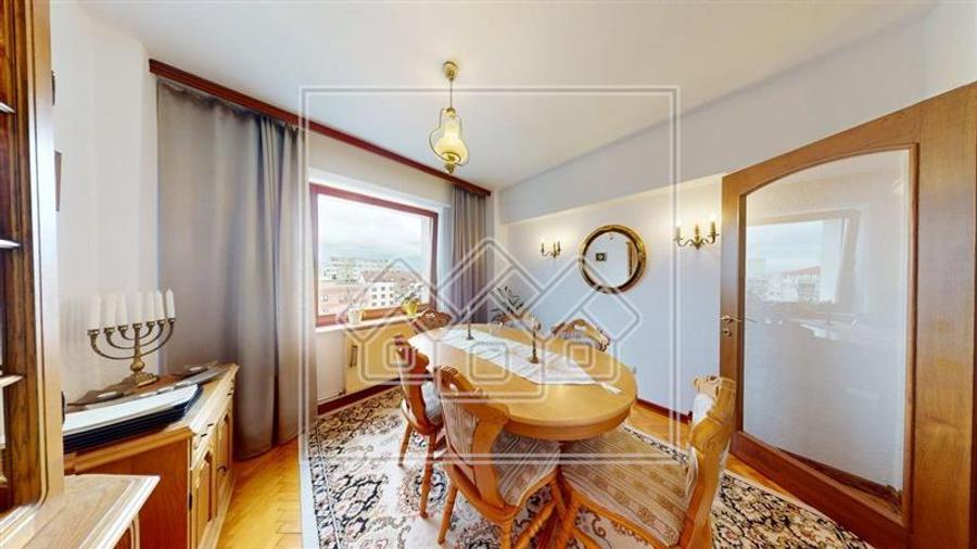 Ap decomandat, 4 camere, balcon, priveliste superba - M. Viteazu - 15
