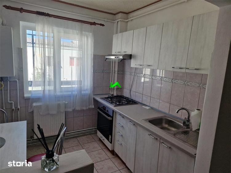Apartament cu 2 camere decomandat în Hipodrom 3