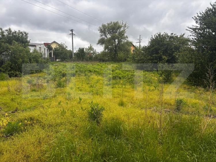 Teren Construcții intravilan de 1100 mp, în Sud-Est