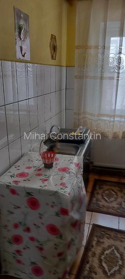 Inchiriez apartament cu doua camere
