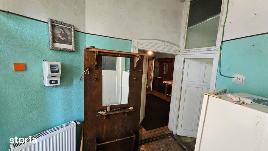 Casă cu 2 camere cu Teren 173 Mp în Mărăști