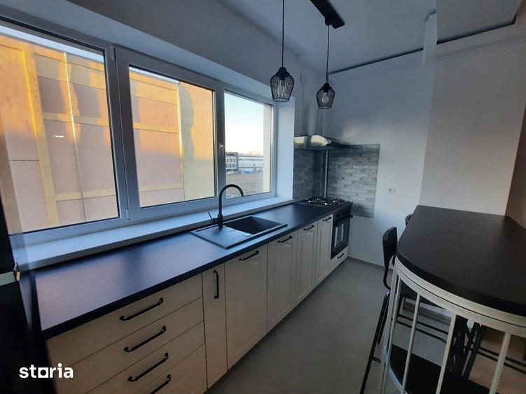 Apartament cu 2 camere decomandat în 13 Septembrie