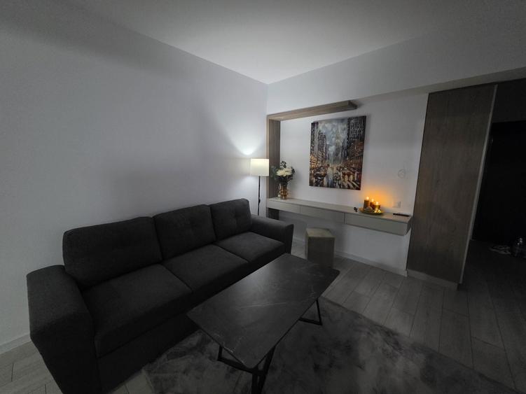 Apartament cu 2 camere decomandat în Lujerului