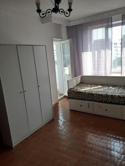 Apartament cu 2 camere decomandat în Iancului